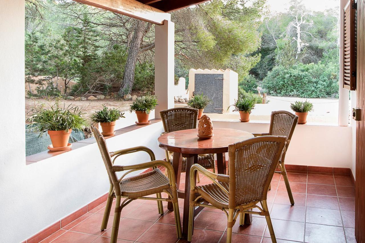 Apartamentos Molina 9-10-11 Es Calo  Dış mekan fotoğraf