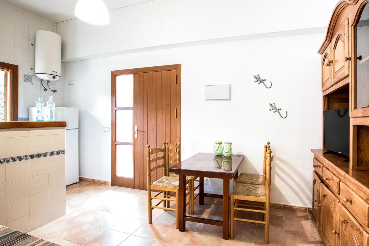 Apartamentos Molina 9-10-11 Es Calo  Dış mekan fotoğraf