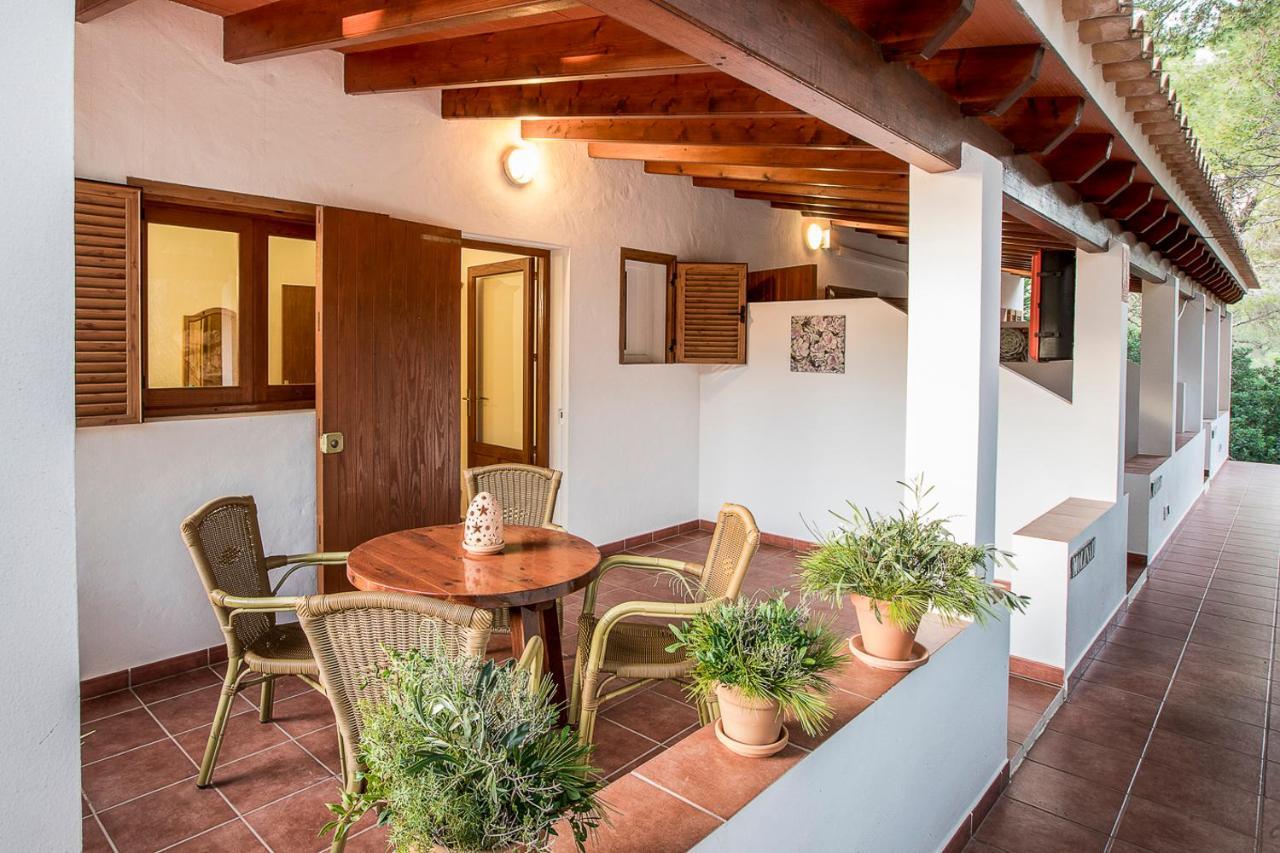 Apartamentos Molina 9-10-11 Es Calo  Dış mekan fotoğraf
