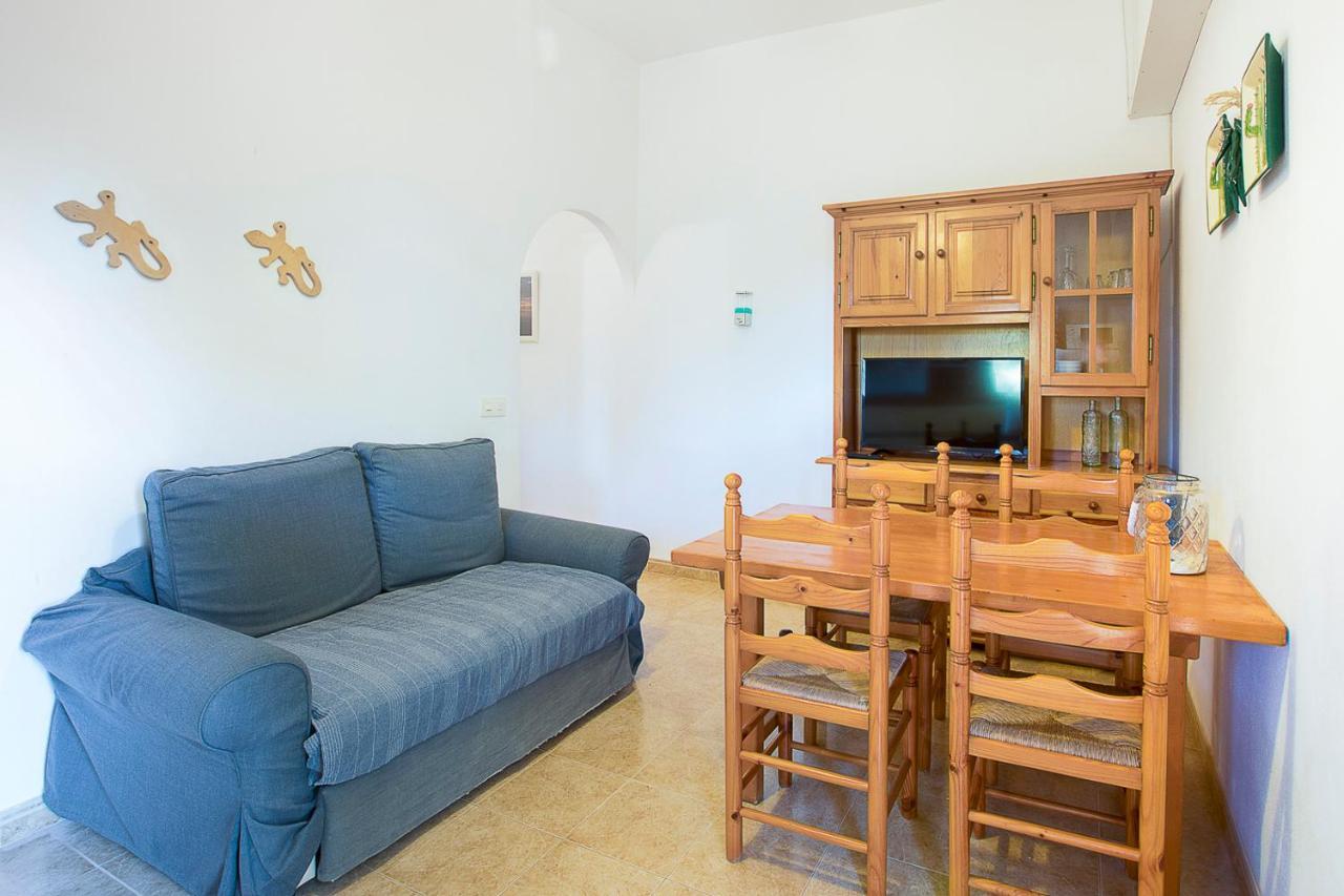 Apartamentos Molina 9-10-11 Es Calo  Dış mekan fotoğraf